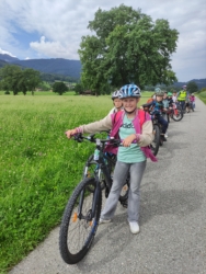 Ja, wir san mim Radl da …